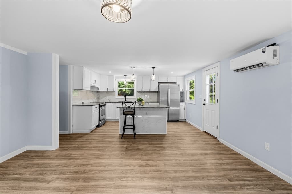 380 Brayton Rd, Tiverton RI 02878 photo 10