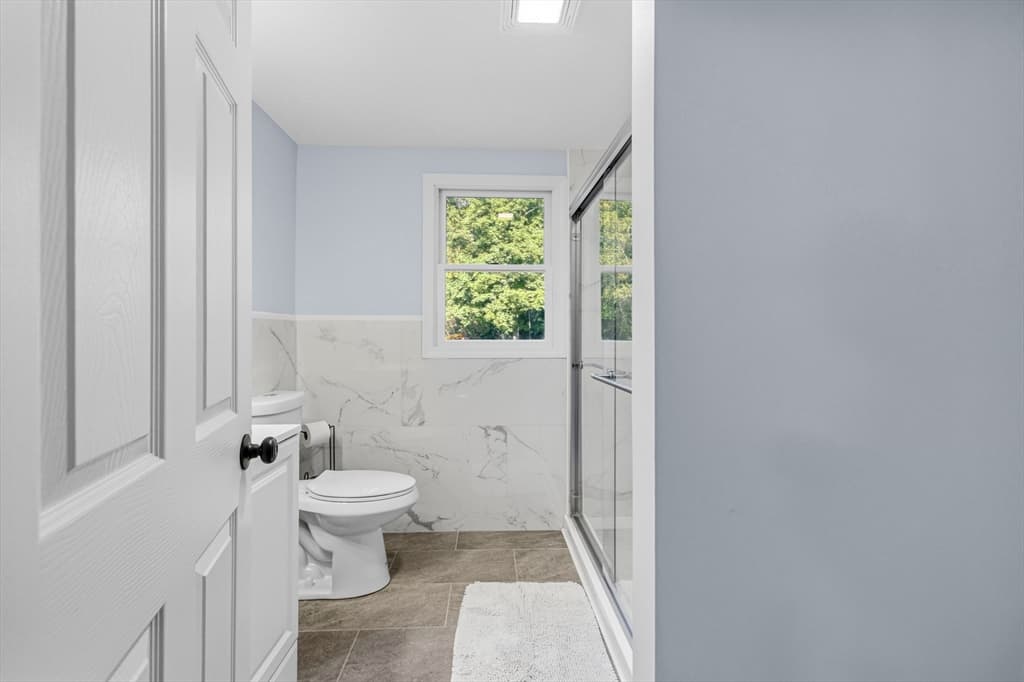 380 Brayton Rd, Tiverton RI 02878 photo 18