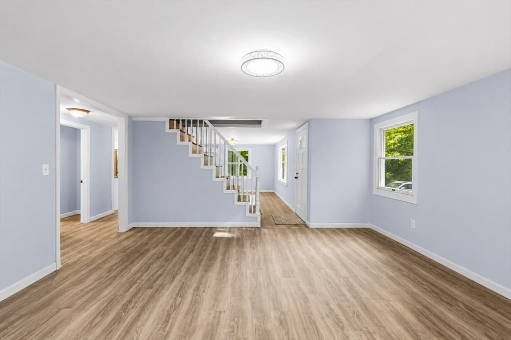 380 Brayton Rd, Tiverton RI 02878 photo 15