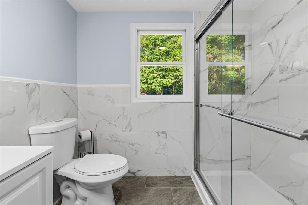 380 Brayton Rd, Tiverton RI 02878 photo 19