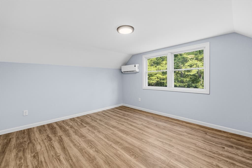 380 Brayton Rd, Tiverton RI 02878 photo 21