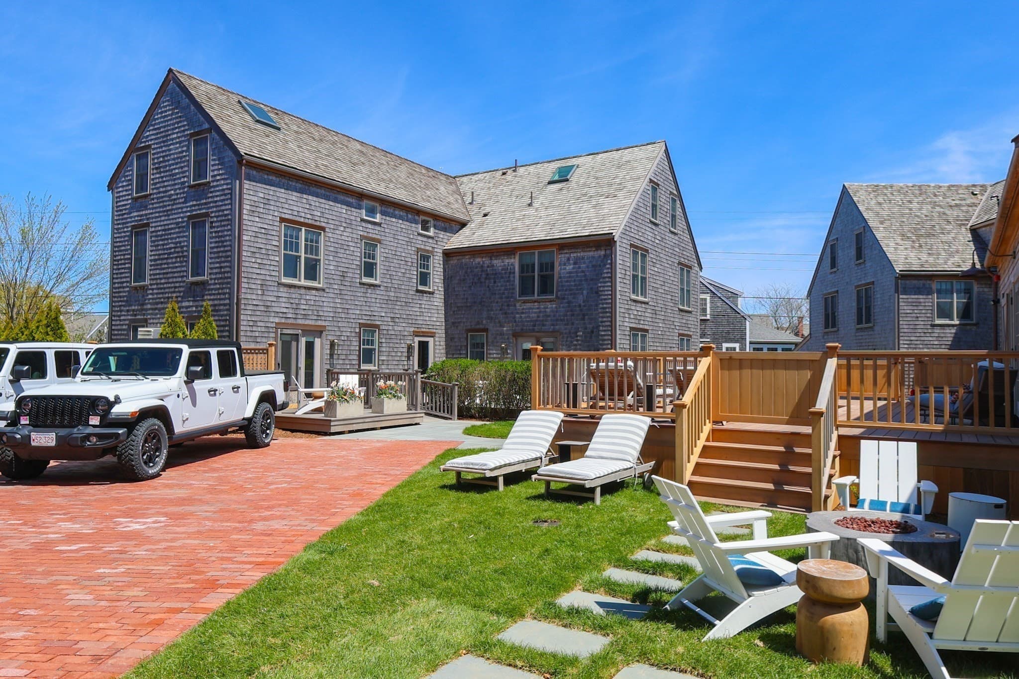 Commercial Sale at 6 N. Beach St, Nantucket MA 02554, photo 3 of 23