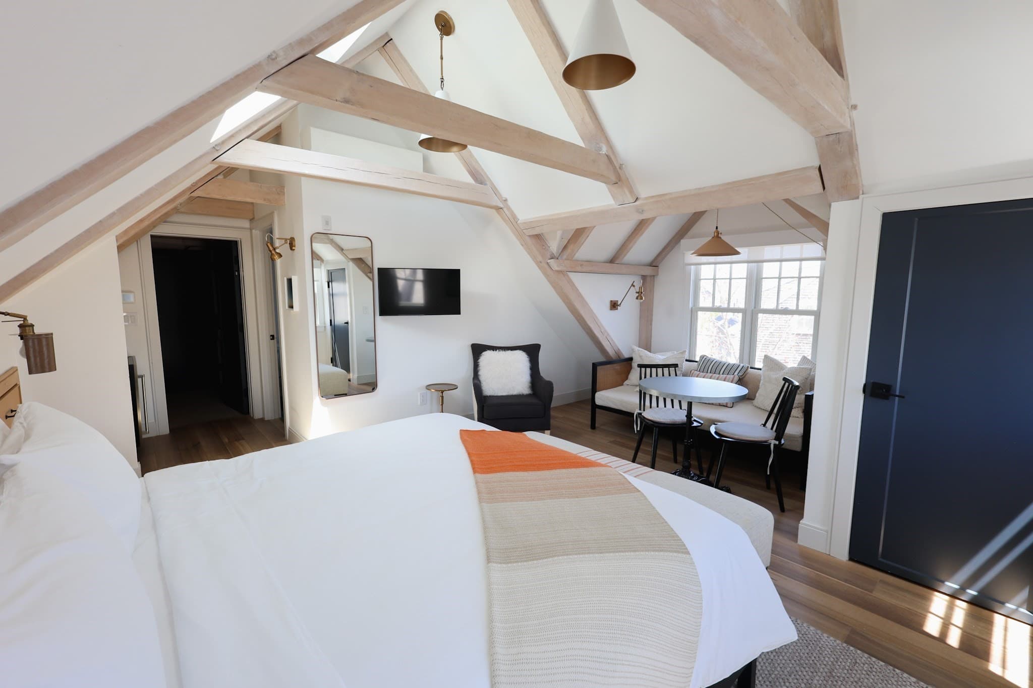 Commercial Sale at 6 N. Beach St, Nantucket MA 02554, photo 5 of 23