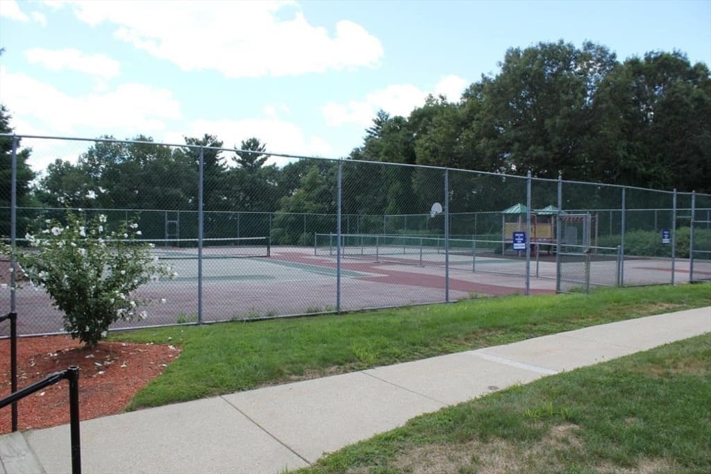 2008 Franklin Crossing Rd # 2008, Franklin MA 02038 photo 27