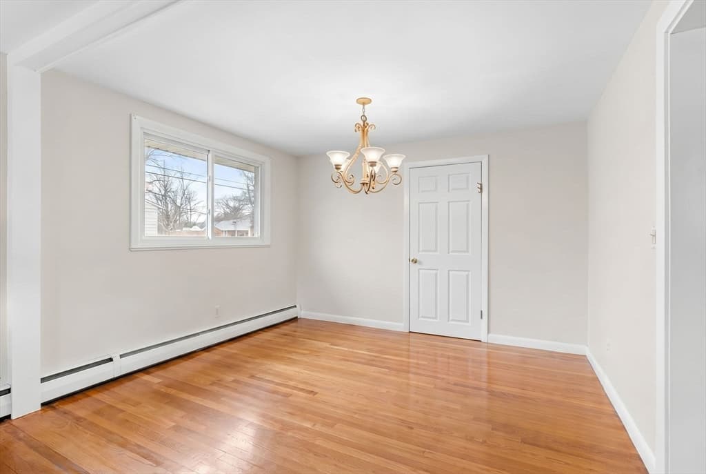 Single Family Residence at 33 Fairchild Ave, Saugus MA 01906, photo 6 of 33