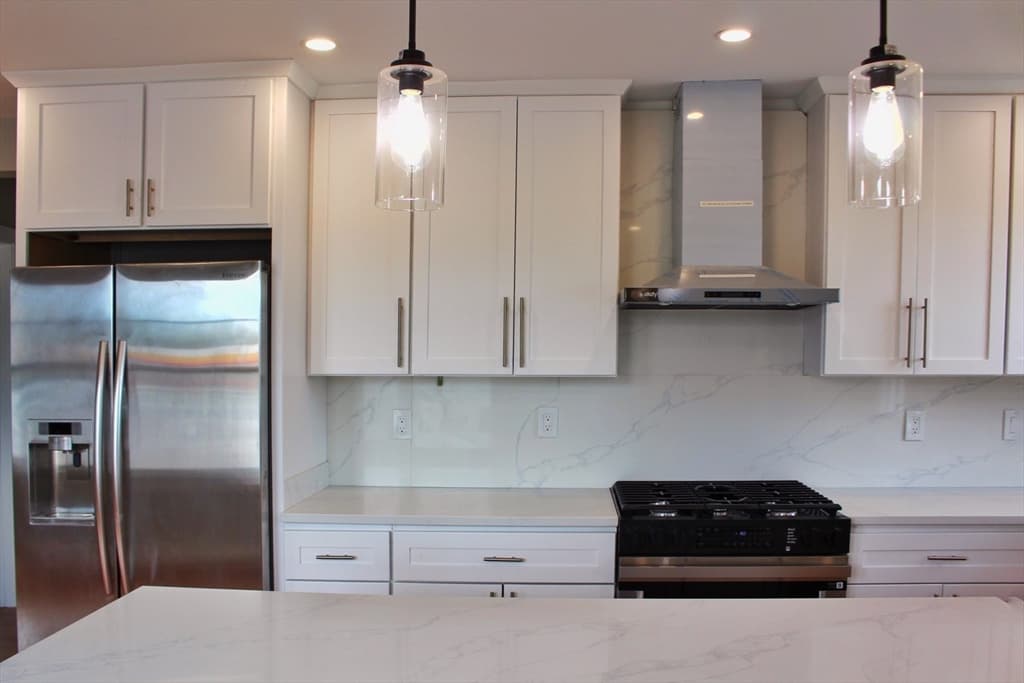 338 Sea St, Quincy MA 02169 photo 7