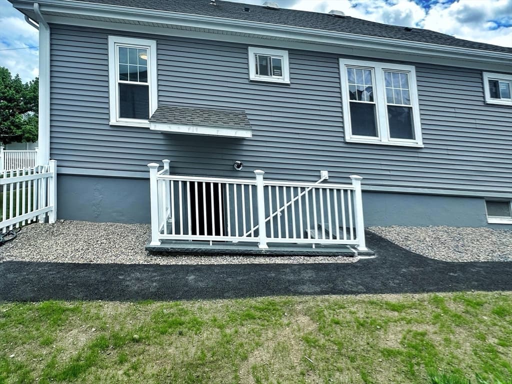 338 Sea St, Quincy MA 02169 photo 20