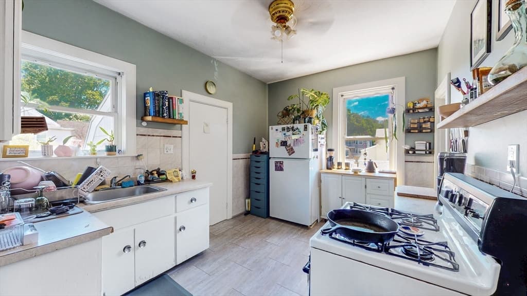 59 River St, Newton MA 02465 photo 17