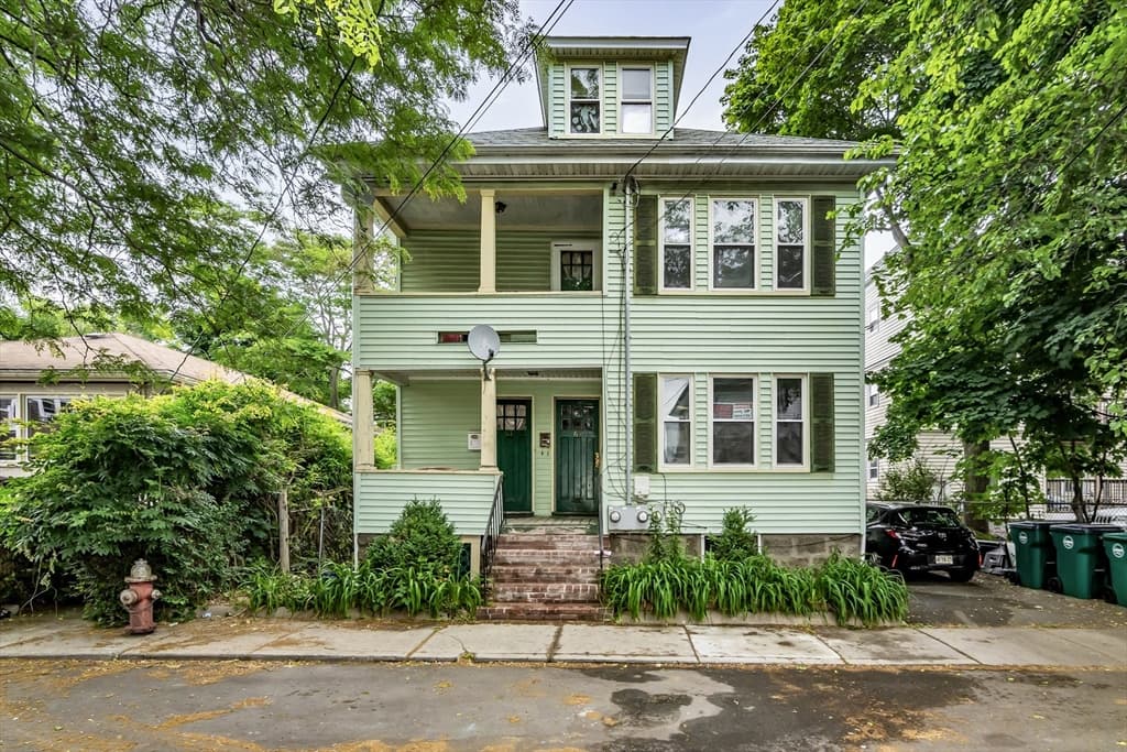65-67 Phillips Ave, Lynn MA 01902