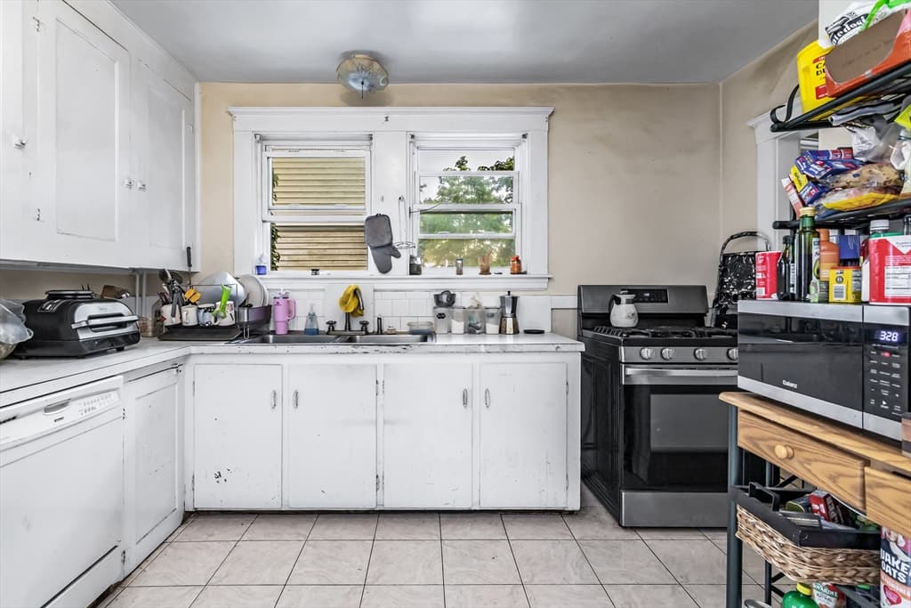 2 Family - 2 Units Up/Down at 65-67 Phillips Ave, Lynn MA 01902, Lynn, photo 8 of 42