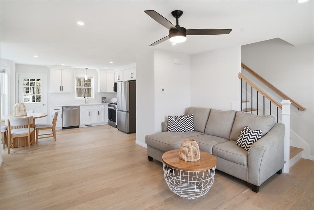 Condominium at 37 Ambrose Way # 37, Shirley MA 01464, Shirley, photo 6 of 31