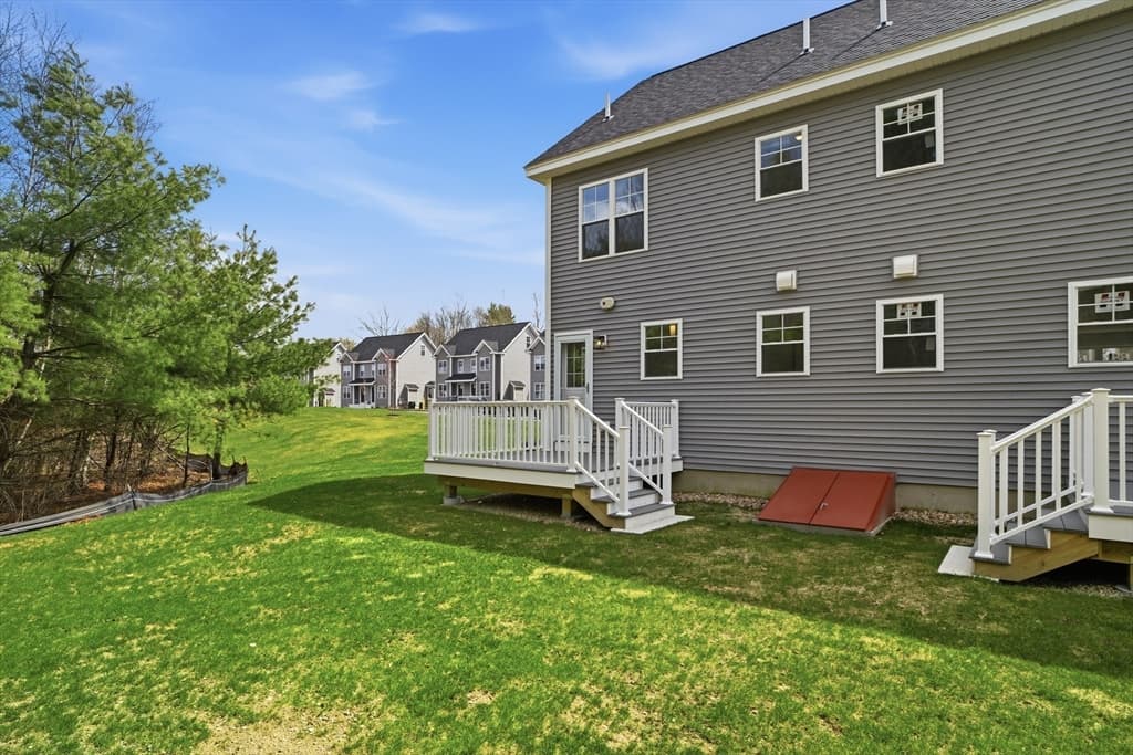 Condominium at 37 Ambrose Way # 37, Shirley MA 01464, Shirley, photo 28 of 31