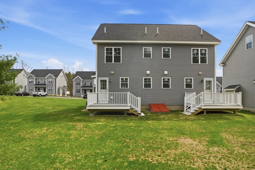Condominium at 37 Ambrose Way # 37, Shirley MA 01464, Shirley, photo 29 of 31