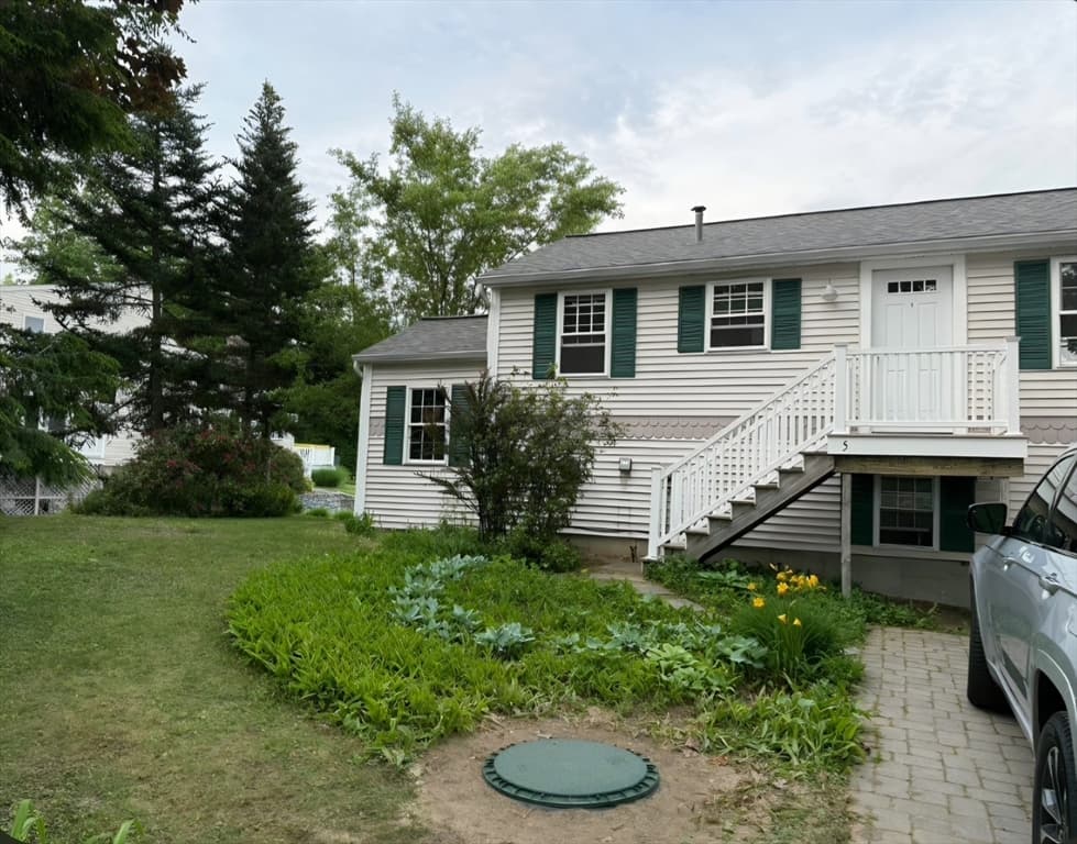 Single Family Residence at 5 Island Rd, Winchendon MA 01475, Winchendon, photo 3 of 27
