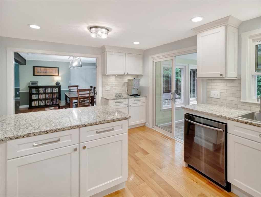 Single Family Residence at 779 Ware St, Mansfield MA 02048, Mansfield, photo 5 of 42
