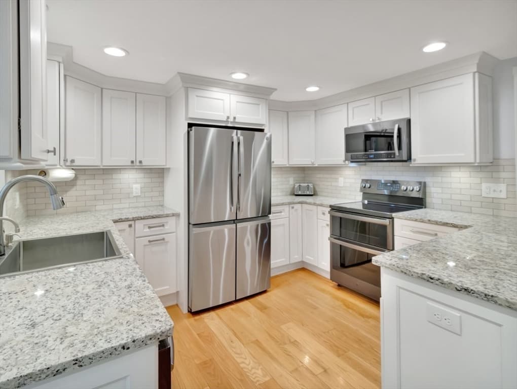 Single Family Residence at 779 Ware St, Mansfield MA 02048, Mansfield, photo 4 of 42