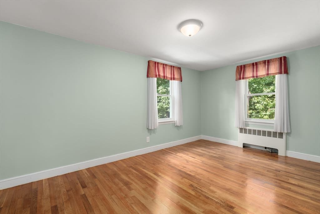Single Family Residence at 105 Pine Ridge Rd, Medford MA 02155, Medford, photo 12 of 23