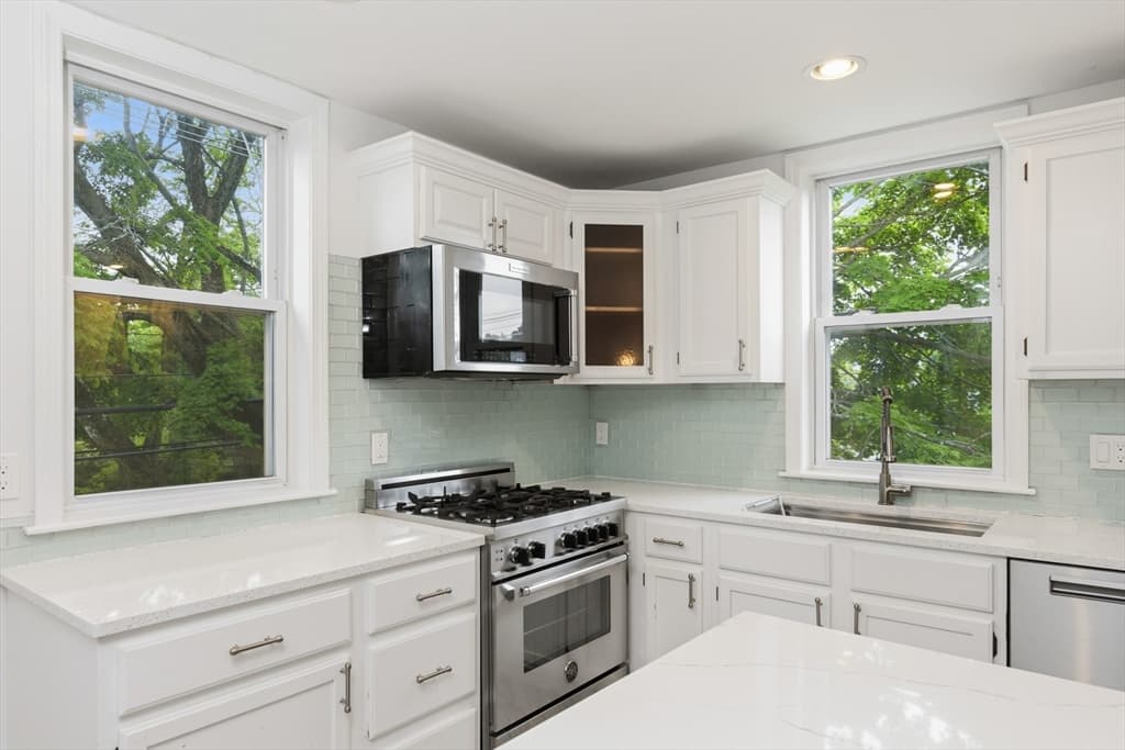 20 Ocean Ave # 4, Marblehead MA 01945 photo 8