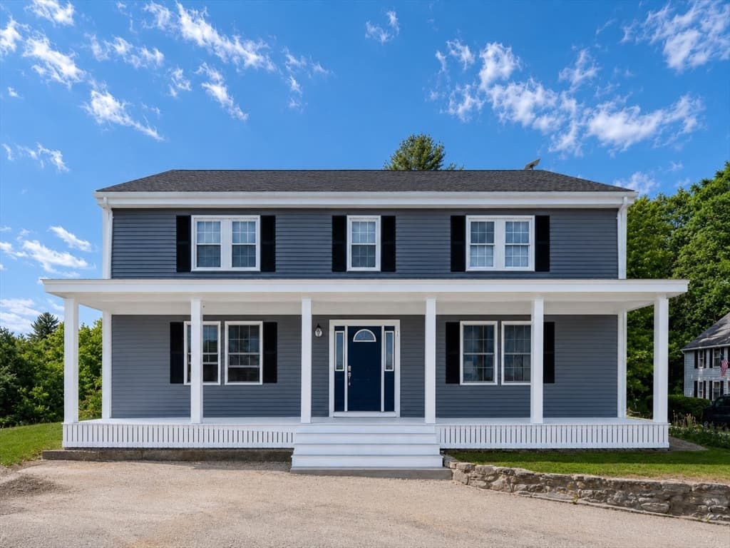 1 Dolge Ct, Oxford MA 01540