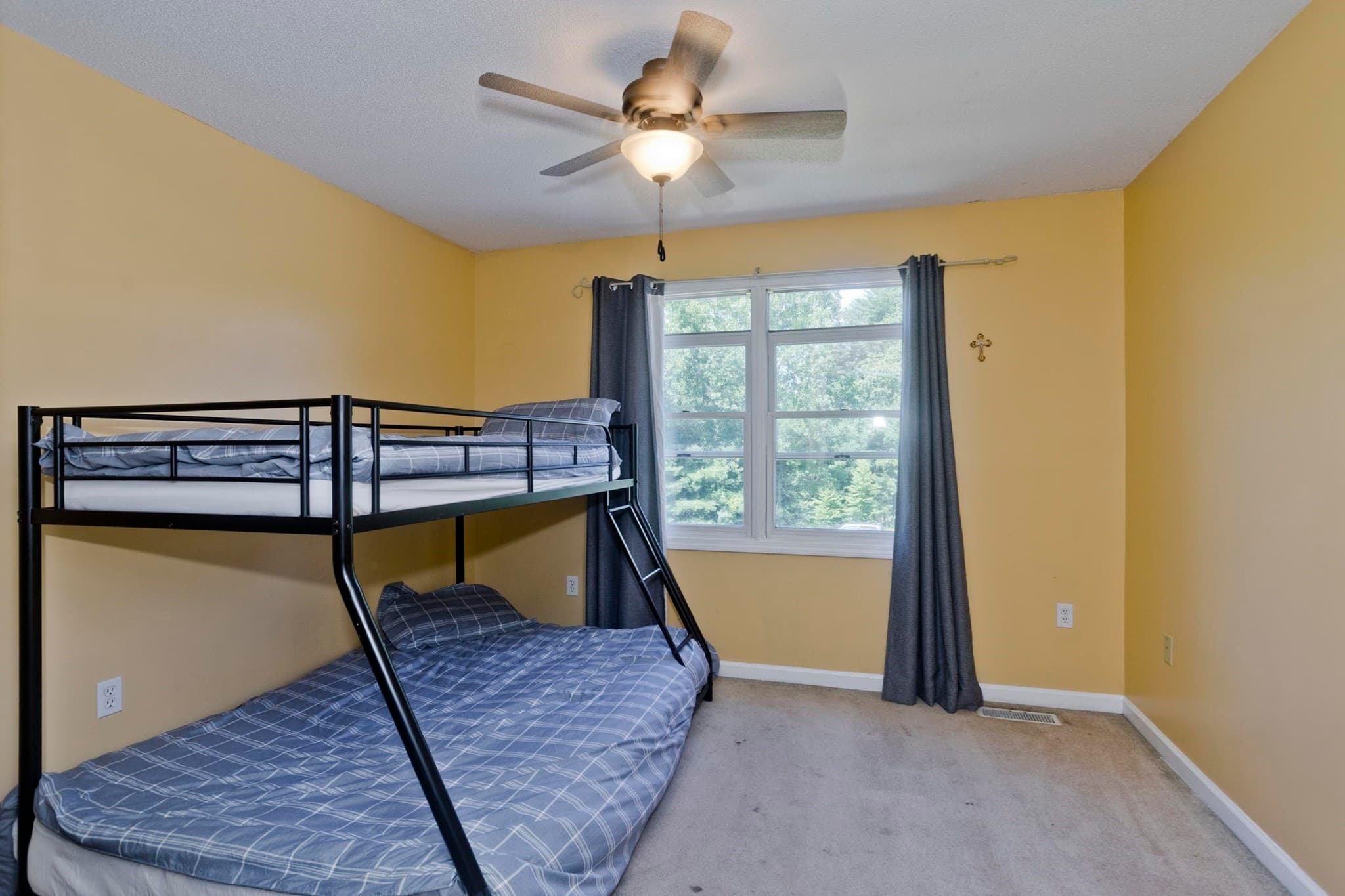 Single Family Residence at 26 Laro Rd, Southwick MA 01077, Southwick, photo 7 of 21