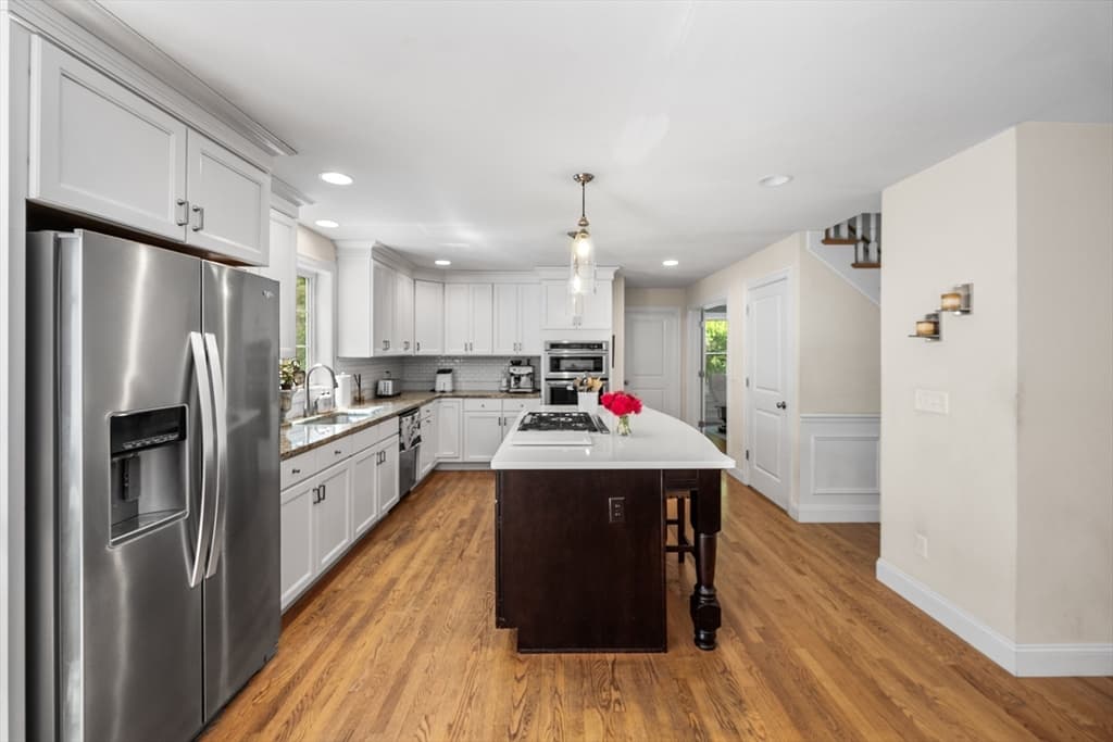 Single Family Residence at 169 High Plain Rd, Andover MA 01810, photo 5 of 40