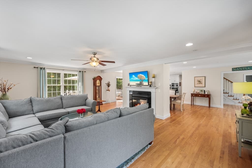 Single Family Residence at 169 High Plain Rd, Andover MA 01810, photo 10 of 40