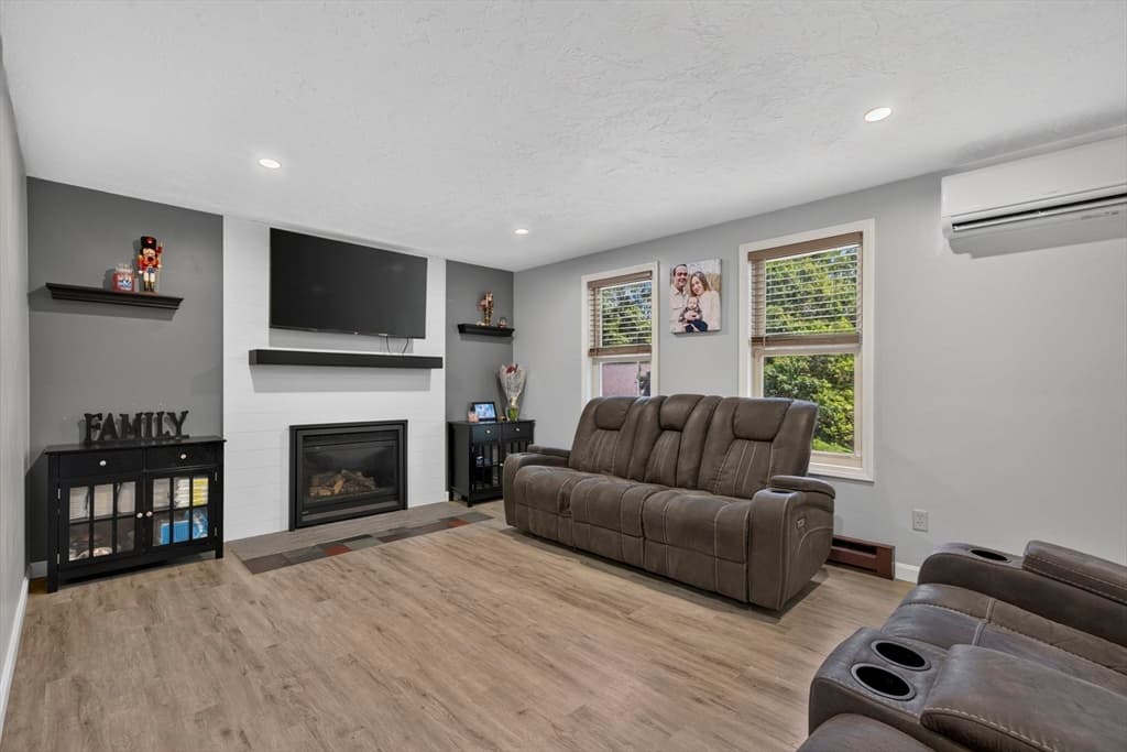 1 Pebble Path, Sandwich MA 02644 photo 11