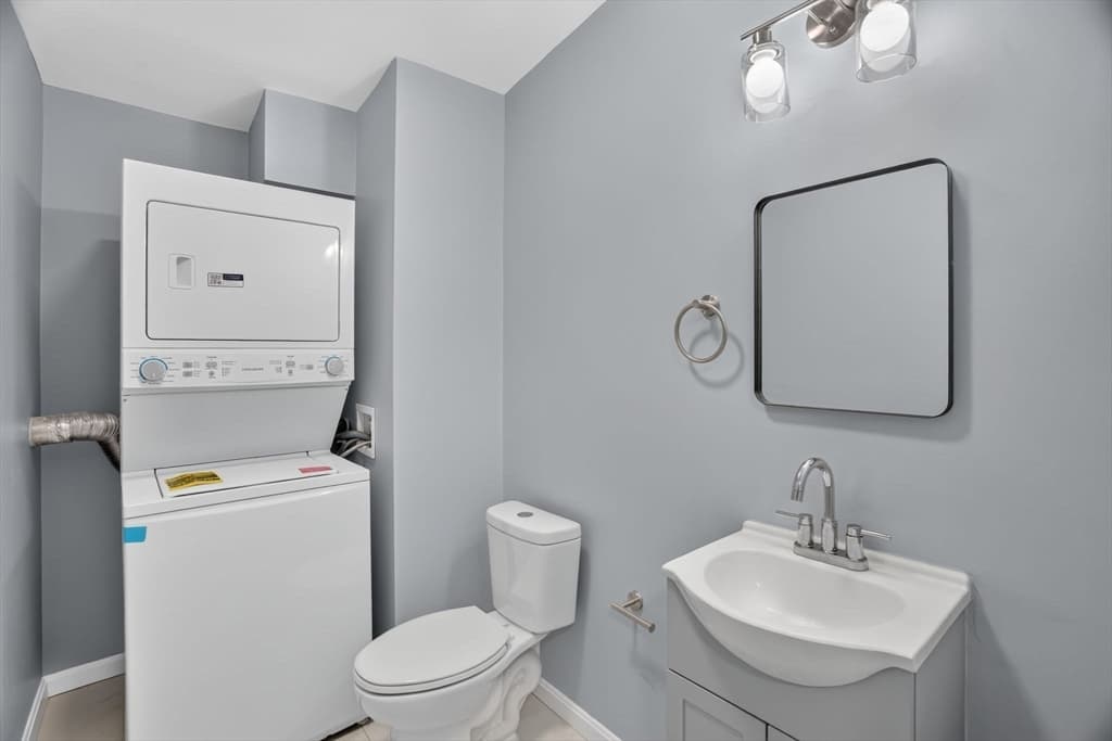 Single Family Residence at 3 Birch Ave, Plymouth MA 02360, Plymouth, photo 7 of 24