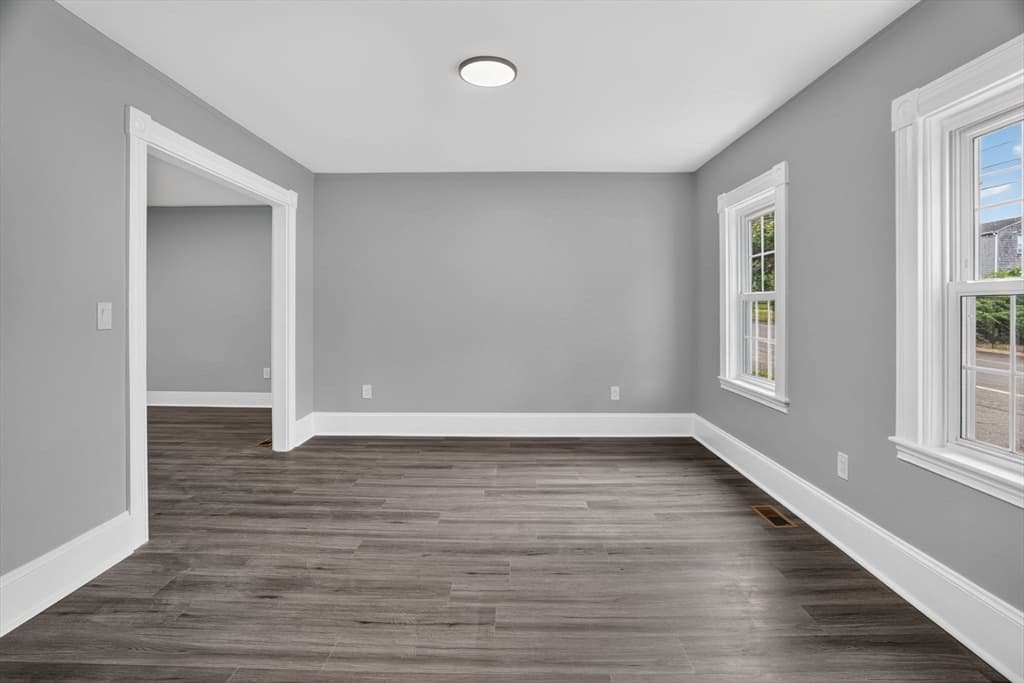Single Family Residence at 3 Birch Ave, Plymouth MA 02360, Plymouth, photo 11 of 24