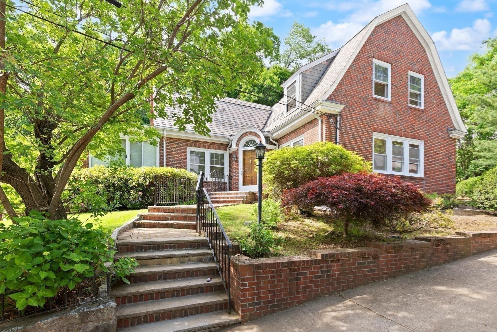 Single Family Residence at 35 Arden Road, Watertown MA 02472, Watertown, photo 2 of 42