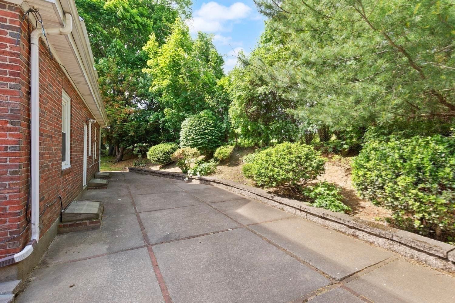 Single Family Residence at 35 Arden Road, Watertown MA 02472, Watertown, photo 33 of 42