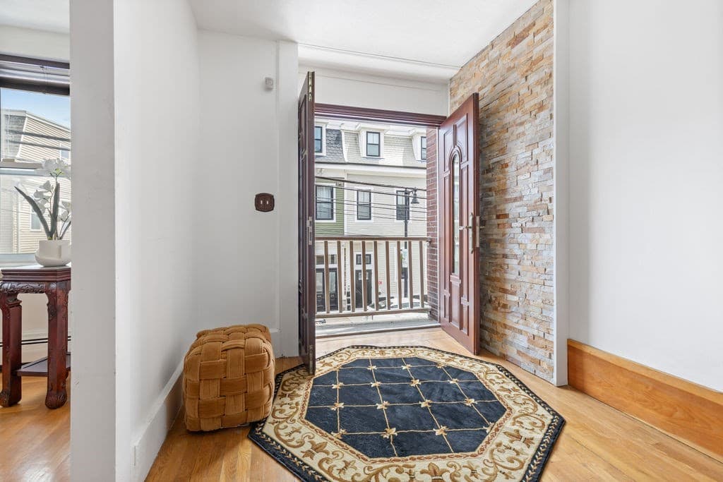 Single Family Residence at 21 Parker St, Boston MA 02129, photo 9 of 36