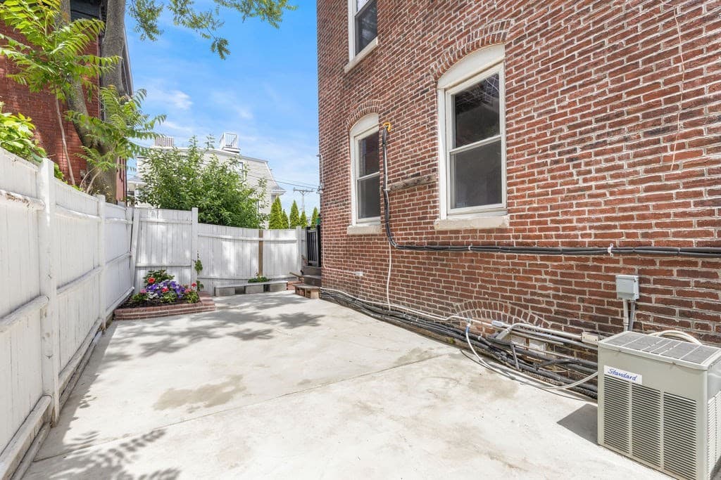 Single Family Residence at 21 Parker St, Boston MA 02129, photo 35 of 36