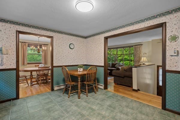 Single Family Residence at 15 Hastings Rd, Spencer MA 01562, Spencer, photo 11 of 39