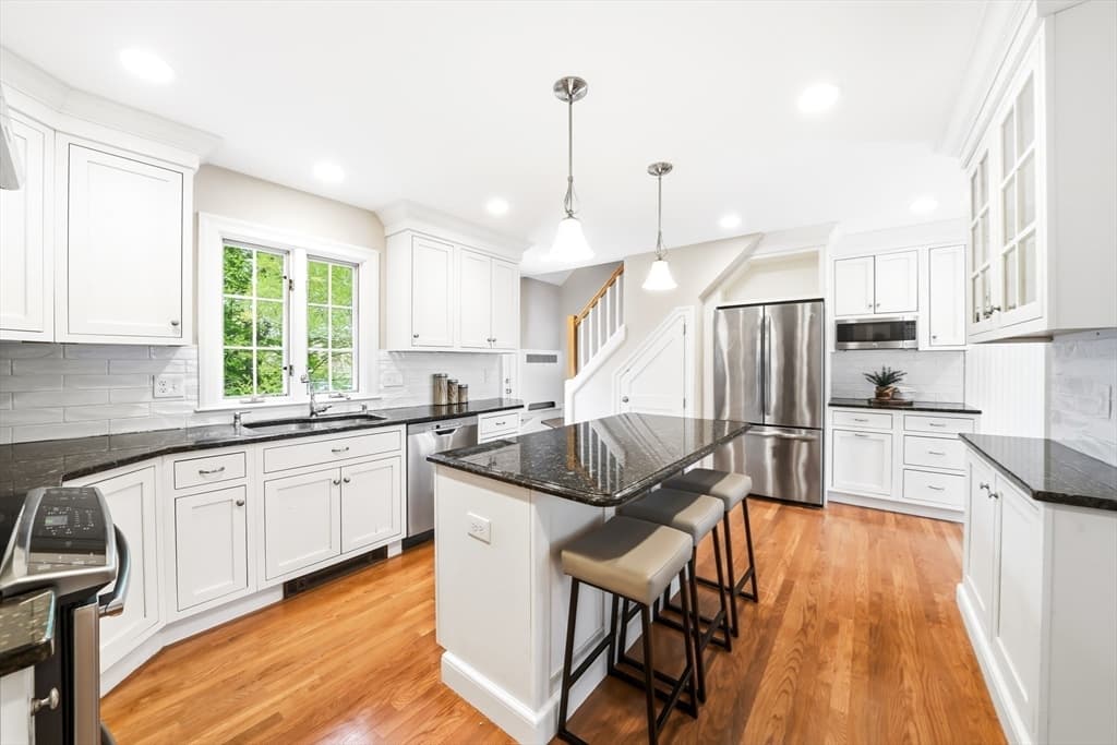 28 Homer Rd, Belmont MA 02478 photo 16