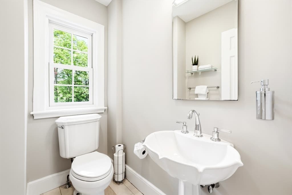 28 Homer Rd, Belmont MA 02478 photo 22