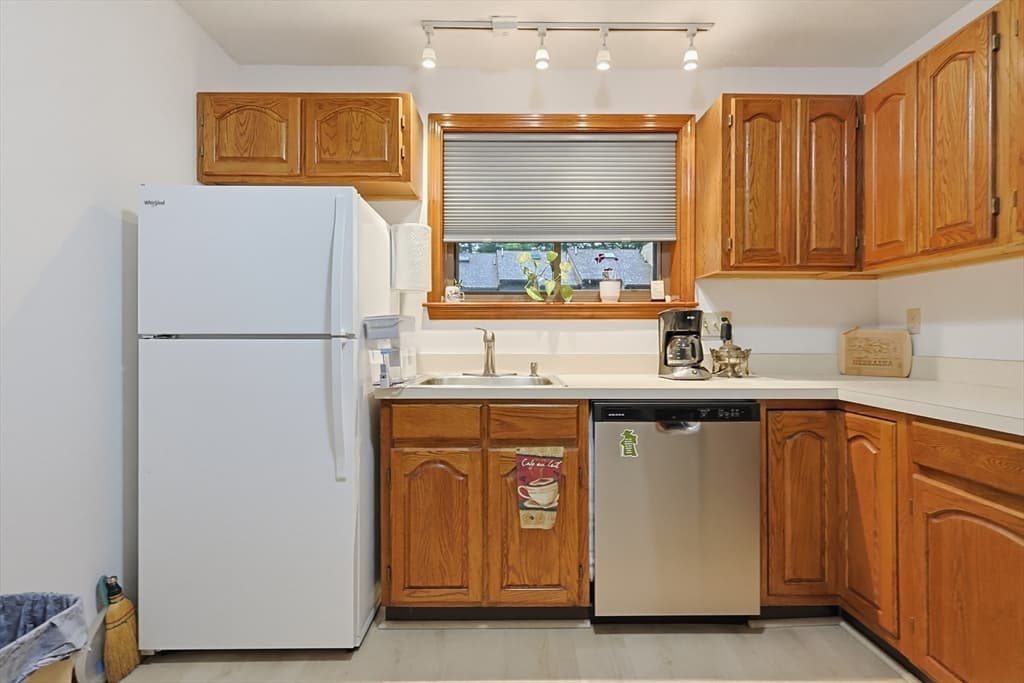28 Wilson Street # 17, Marlborough MA 01752 photo 5