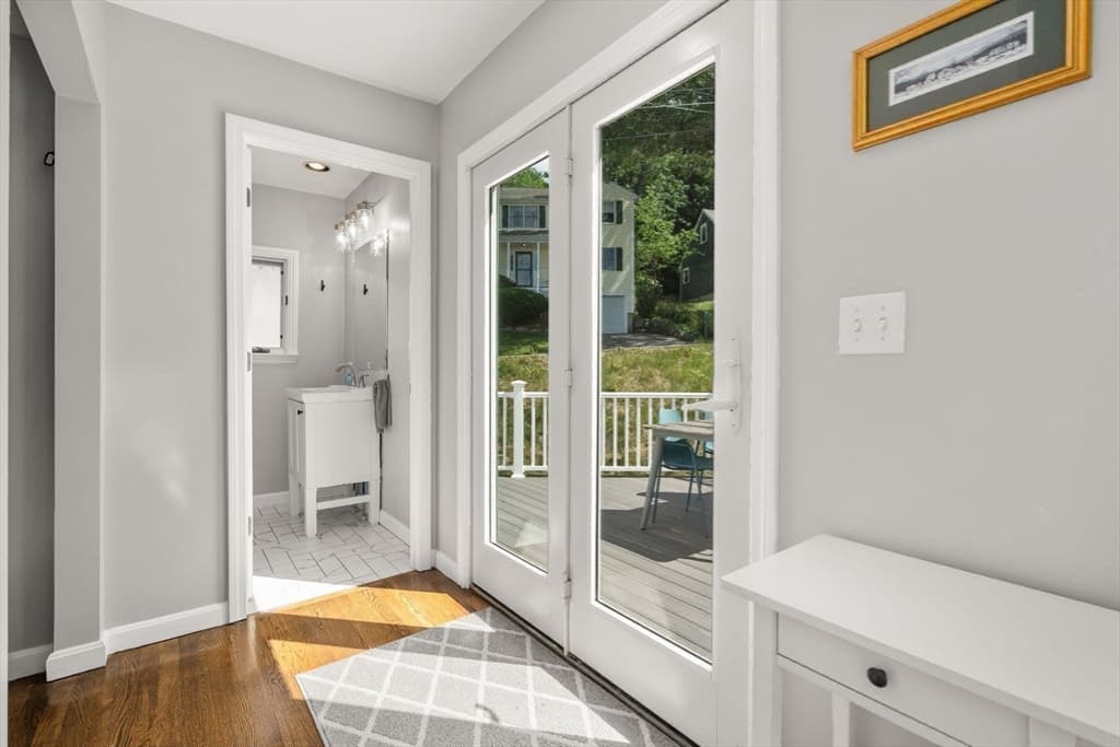 38 Overlook Rd, Waltham MA 02451 photo 16