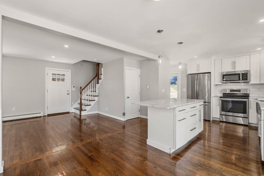 38 Overlook Rd, Waltham MA 02451 photo 9
