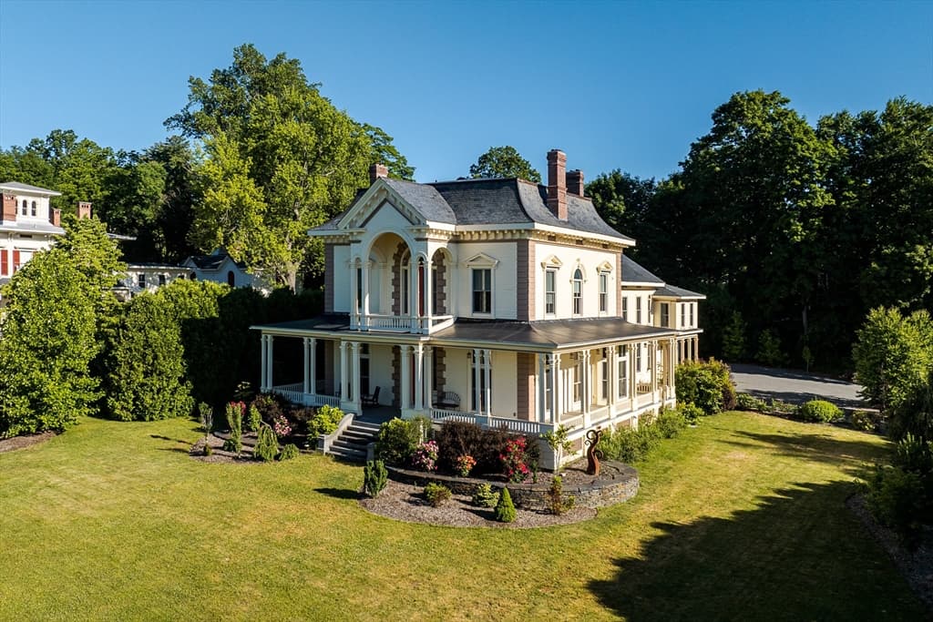 38 Gray St., Amherst MA 01002