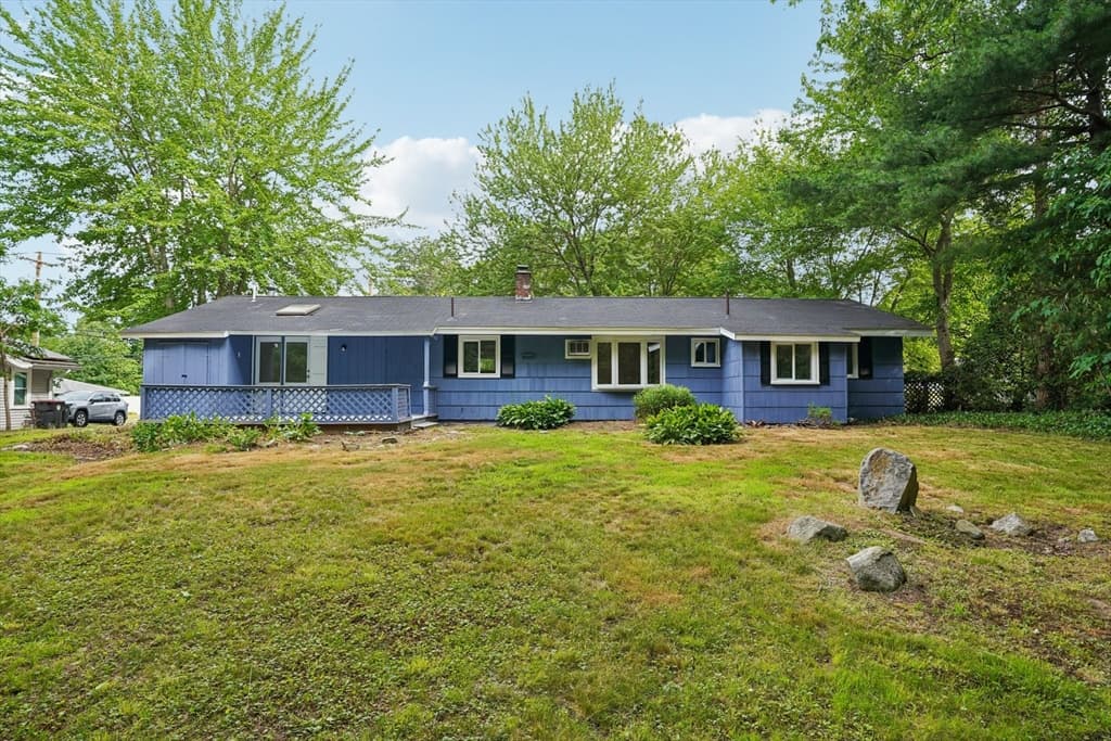 237 Hovenden Ave, Brockton MA 02302 photo 5