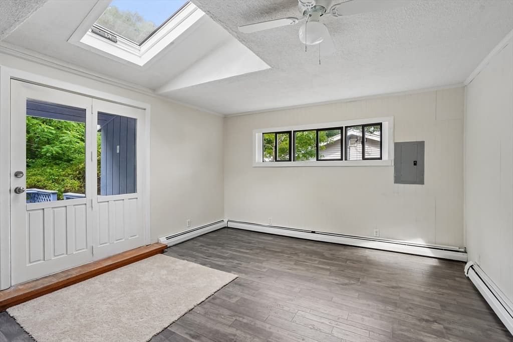 237 Hovenden Ave, Brockton MA 02302 photo 4