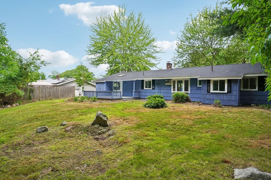 237 Hovenden Ave, Brockton MA 02302 photo 25
