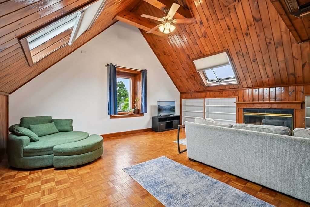 325 Mammoth Rd # 3, Lowell MA 01854 photo 2