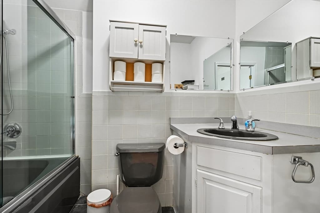 325 Mammoth Rd # 3, Lowell MA 01854 photo 20
