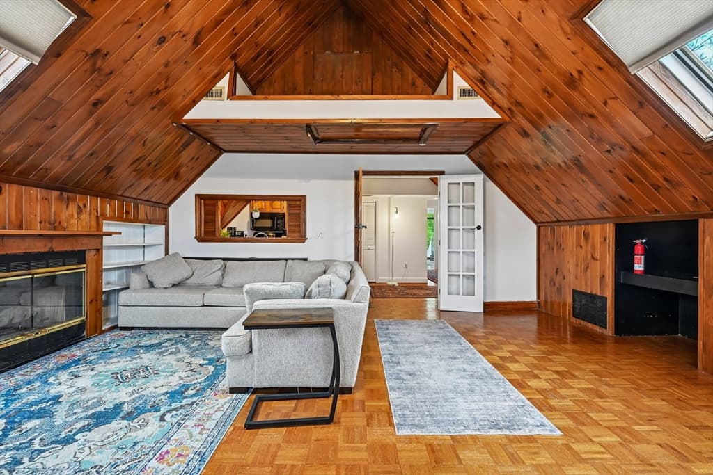 325 Mammoth Rd # 3, Lowell MA 01854 photo 8