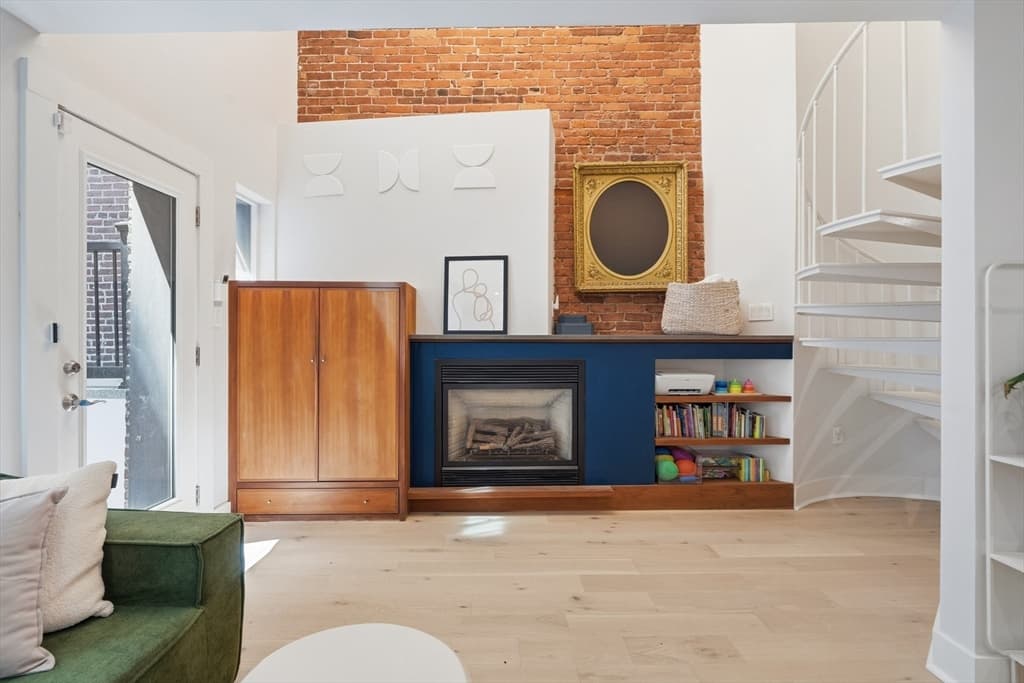 15 Cazenove St # 1, Boston MA 02116 photo 3