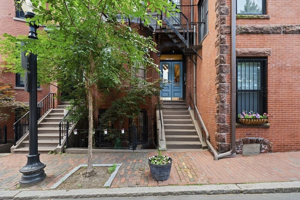 15 Cazenove St # 1, Boston MA 02116 photo 25
