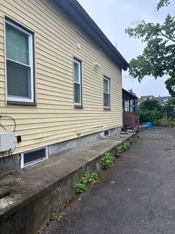 Single Family Residence at 27 Barnum St, Taunton MA 02780, photo 13 of 14