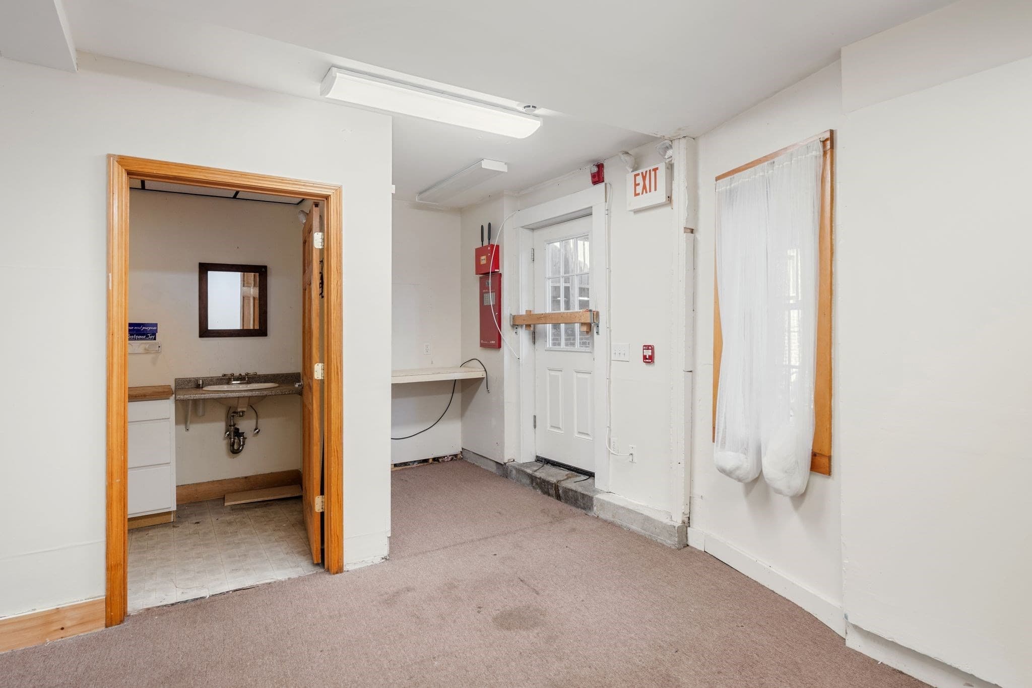 Commercial Sale at 14-16-18 Friend St, Amesbury MA 01913, photo 17 of 42